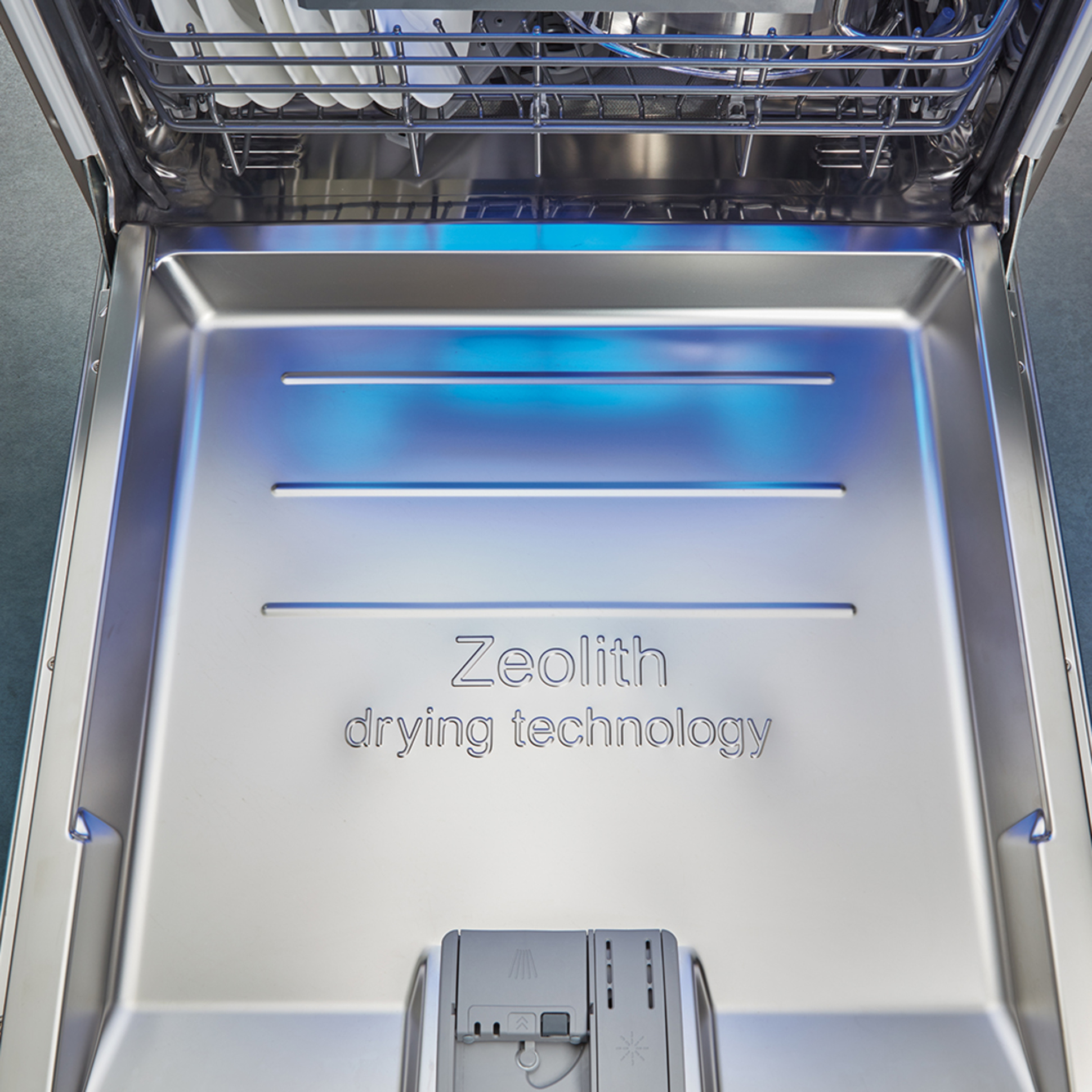 Zeolith Trocknen – Für glänzende Spülergebnisse bei Blumschein Elektrotechnik in Bad Langensalza
